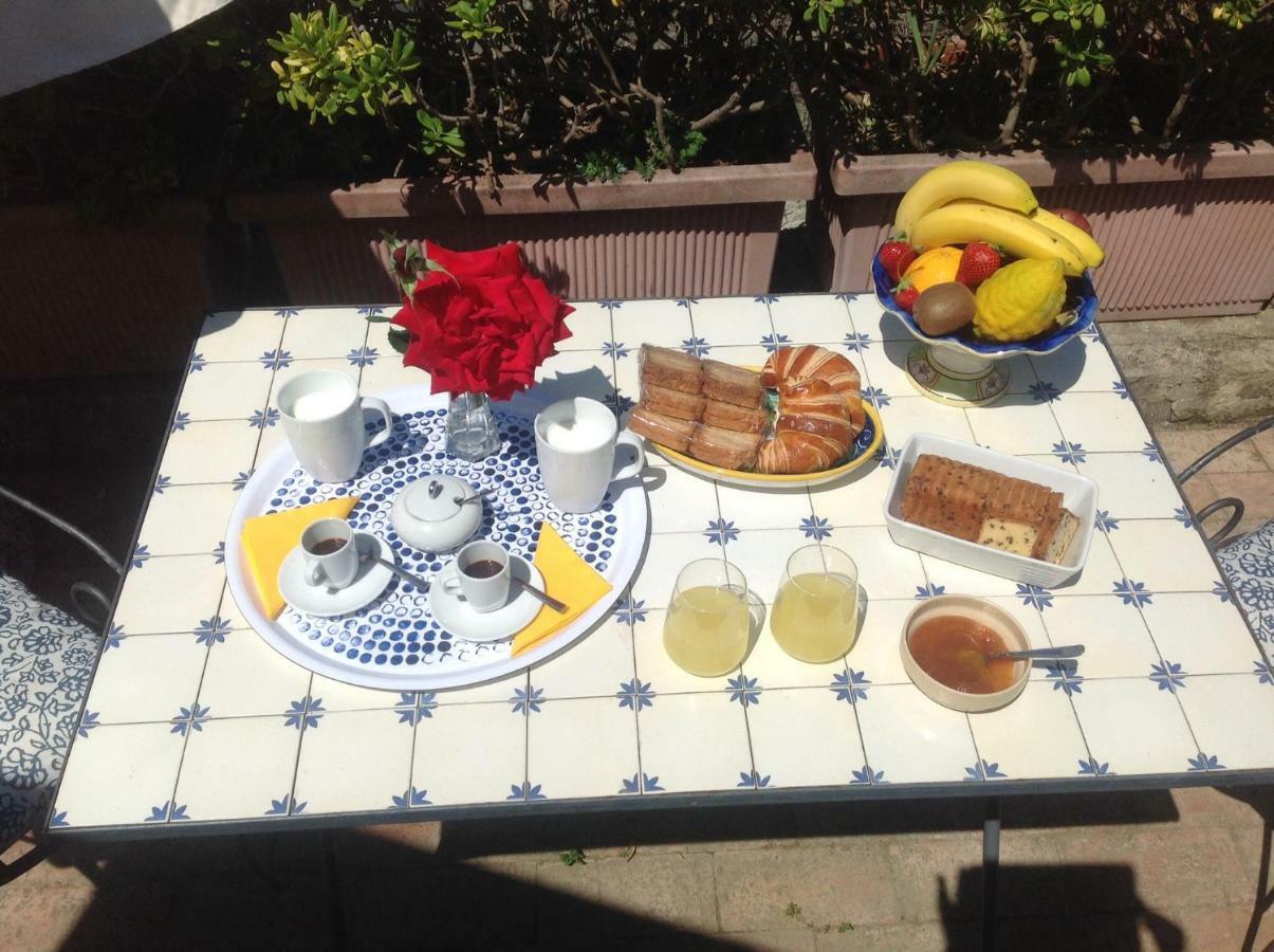 La Terrazzina Sul Tramonto Bed and Breakfast Forio di Ischia Buitenkant foto